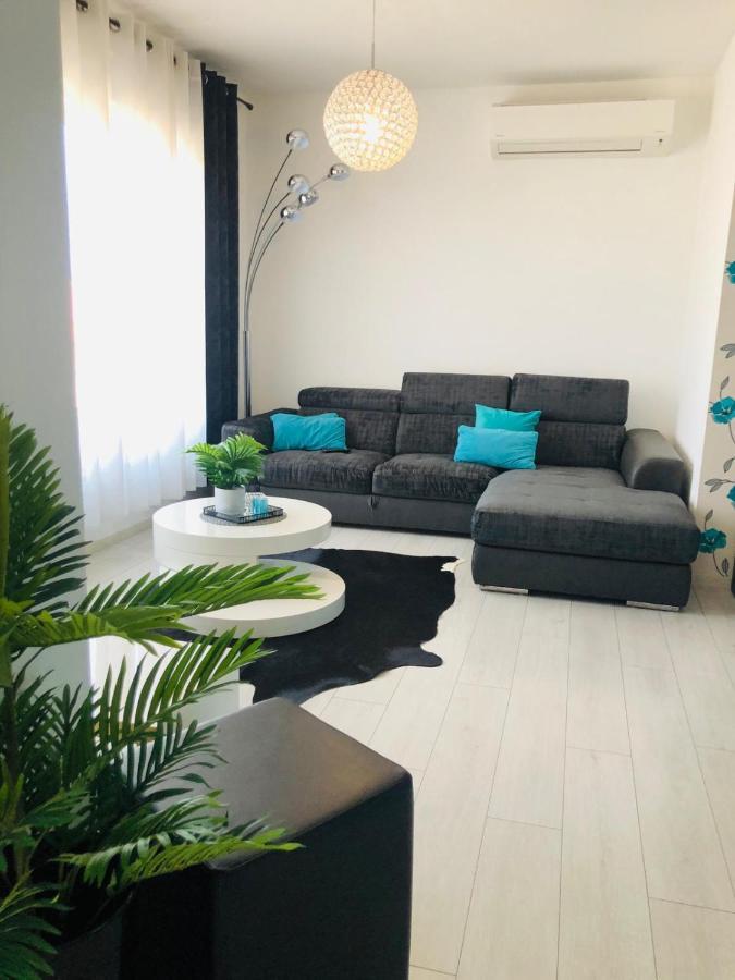 Apartments Slavica Sibenik Bagian luar foto