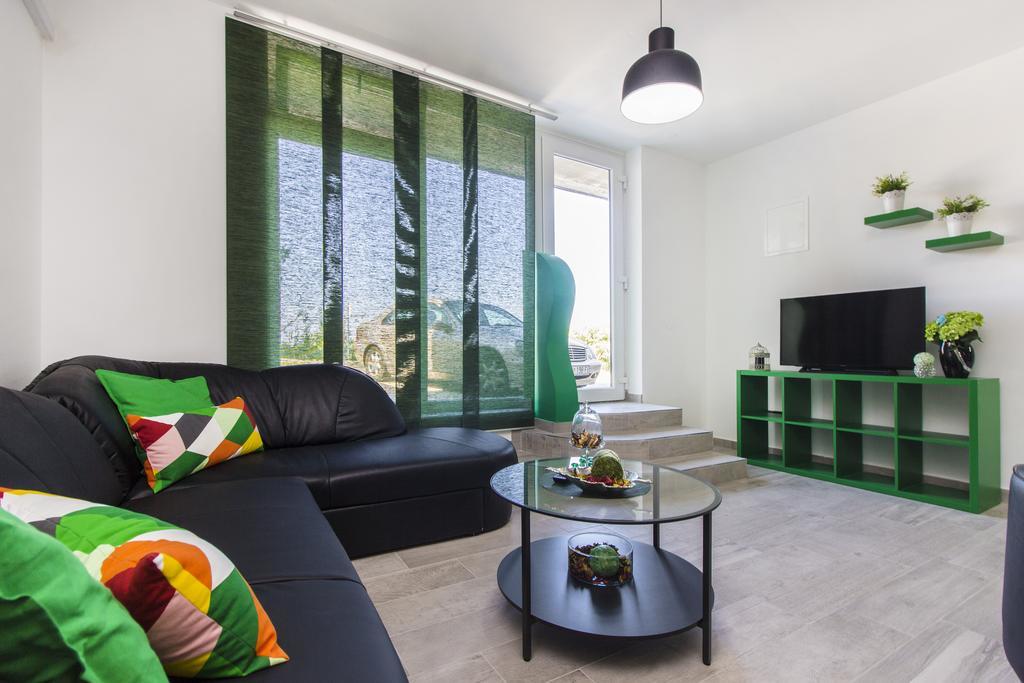 Apartments Slavica Sibenik Bagian luar foto